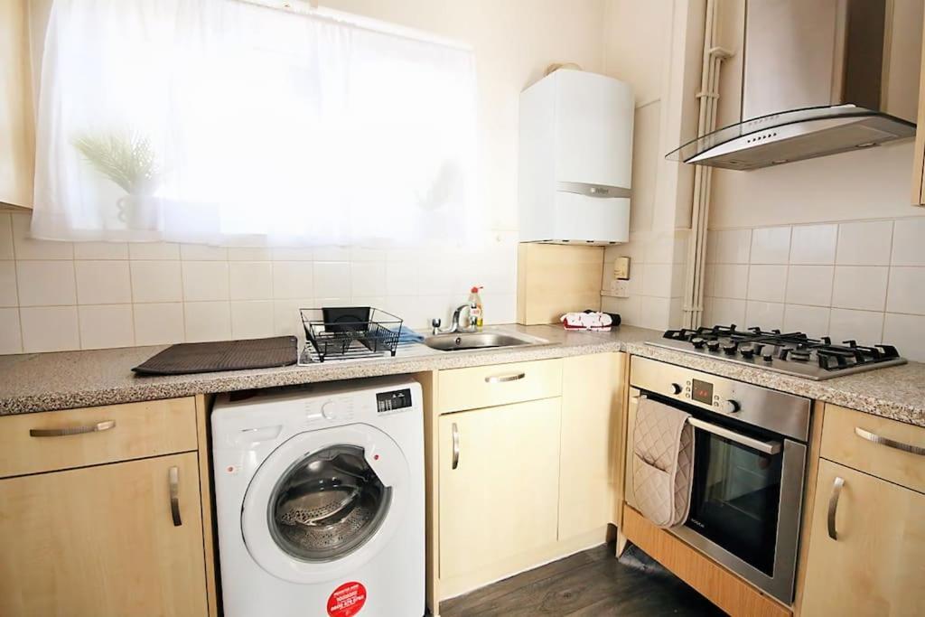 Comfy 1Br Flat V Close To Euston And Regent'S Park Лондон Екстер'єр фото